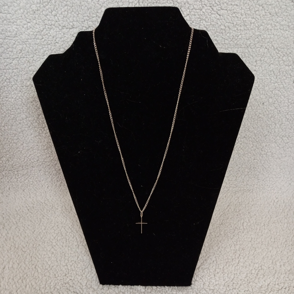 Silver cross necklace